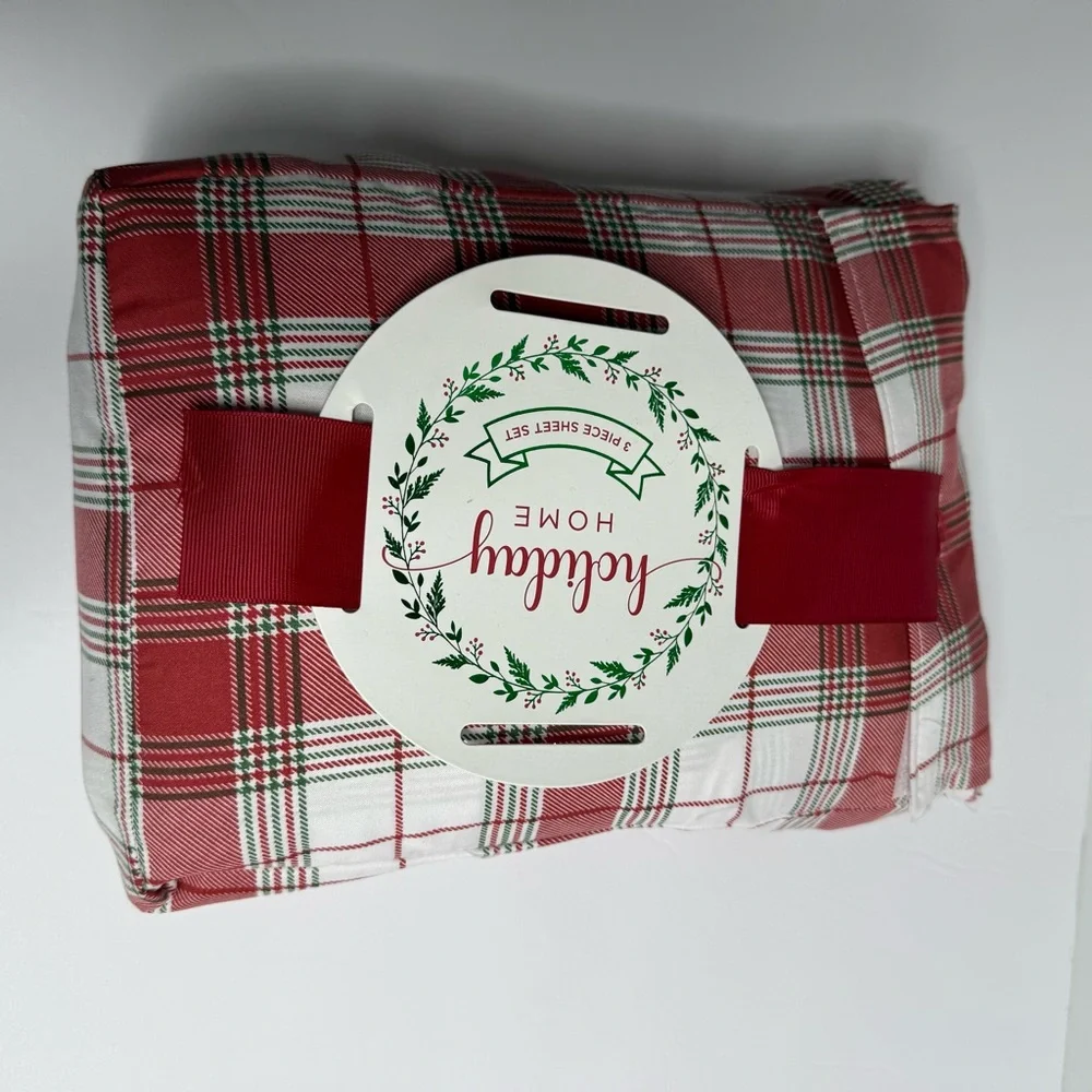 2 Red and White Plaid Twin bedsheets Sheet Set - Picture 4 of 6